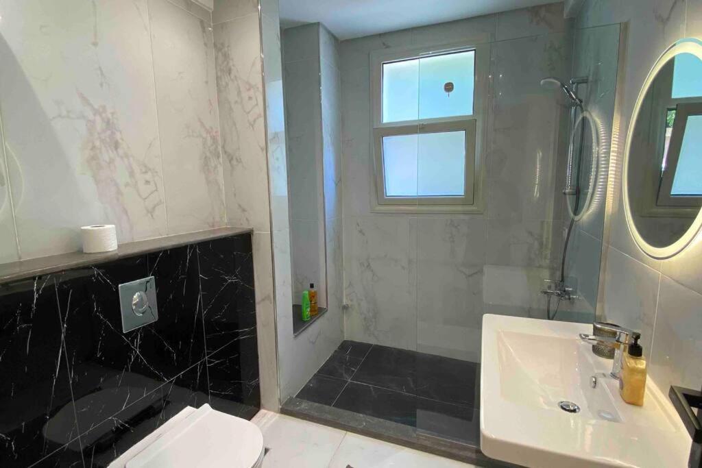 Baytona Apartment Qaryat Shakush Luaran gambar